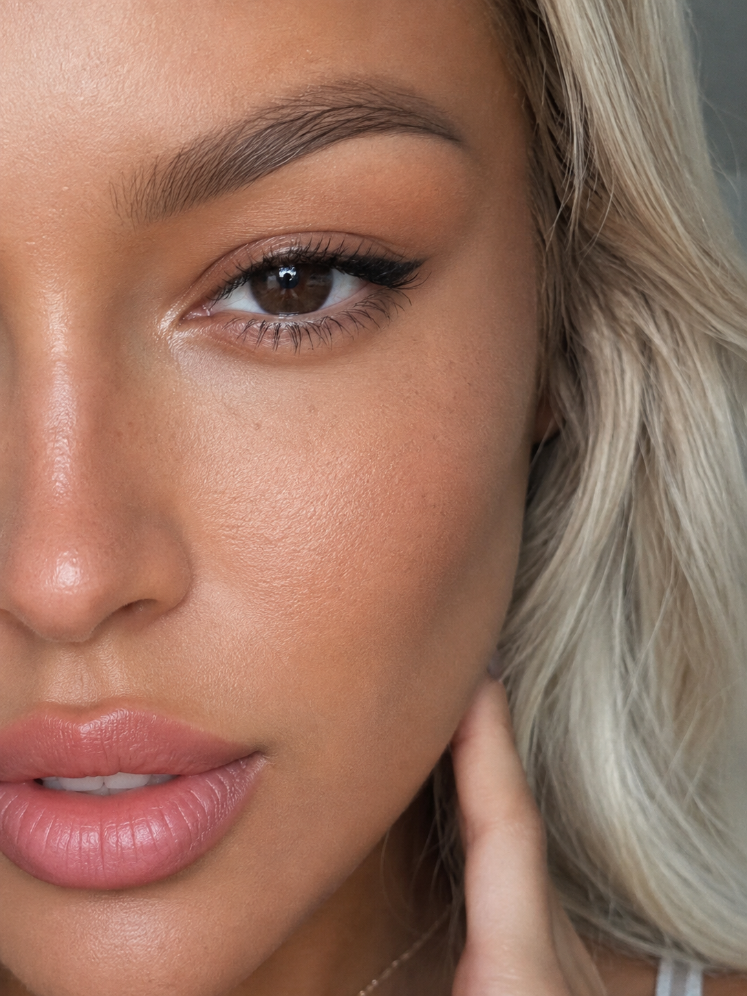 Radiant Glow Facial Wash